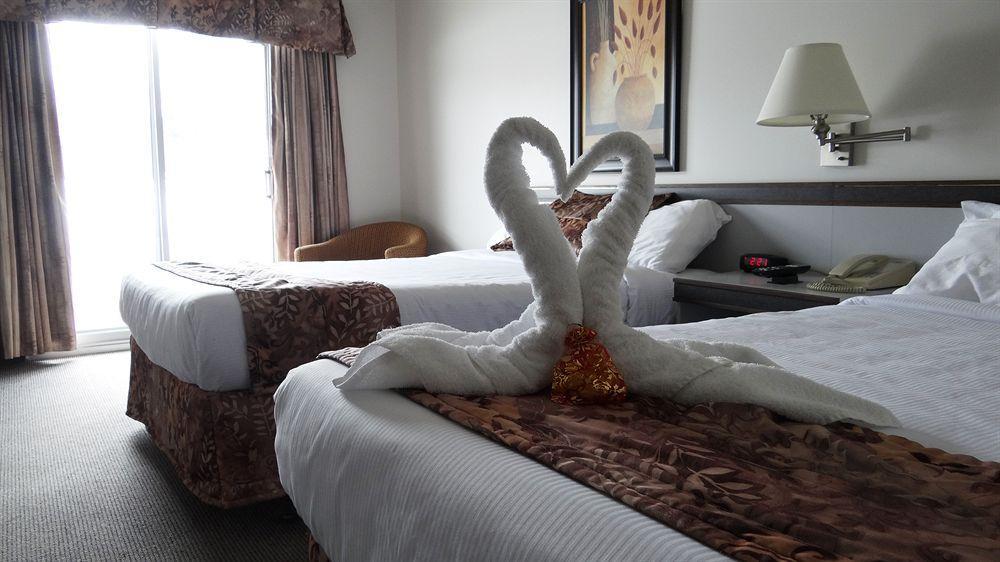 Hotel Le Floral Шербрук Экстерьер фото
