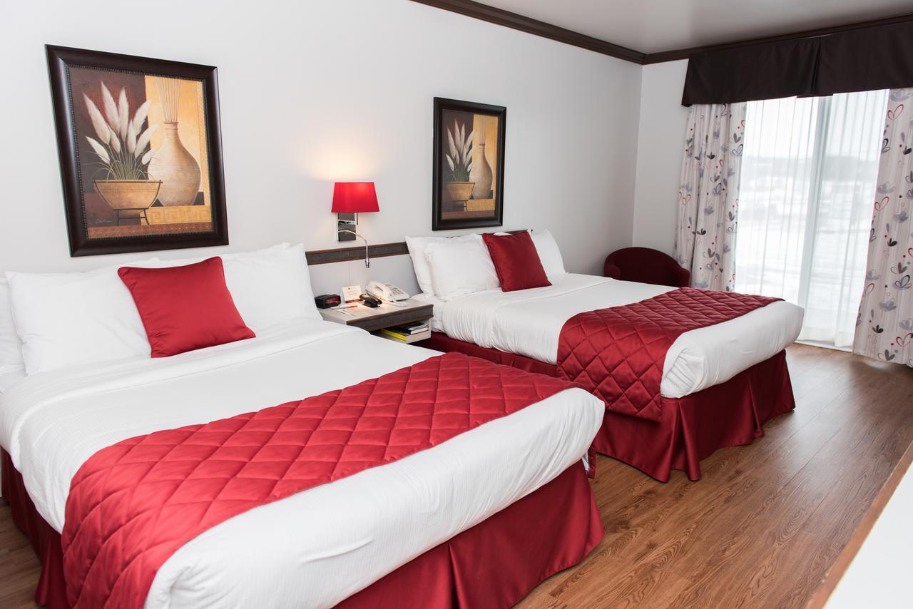 Hotel Le Floral Шербрук Экстерьер фото