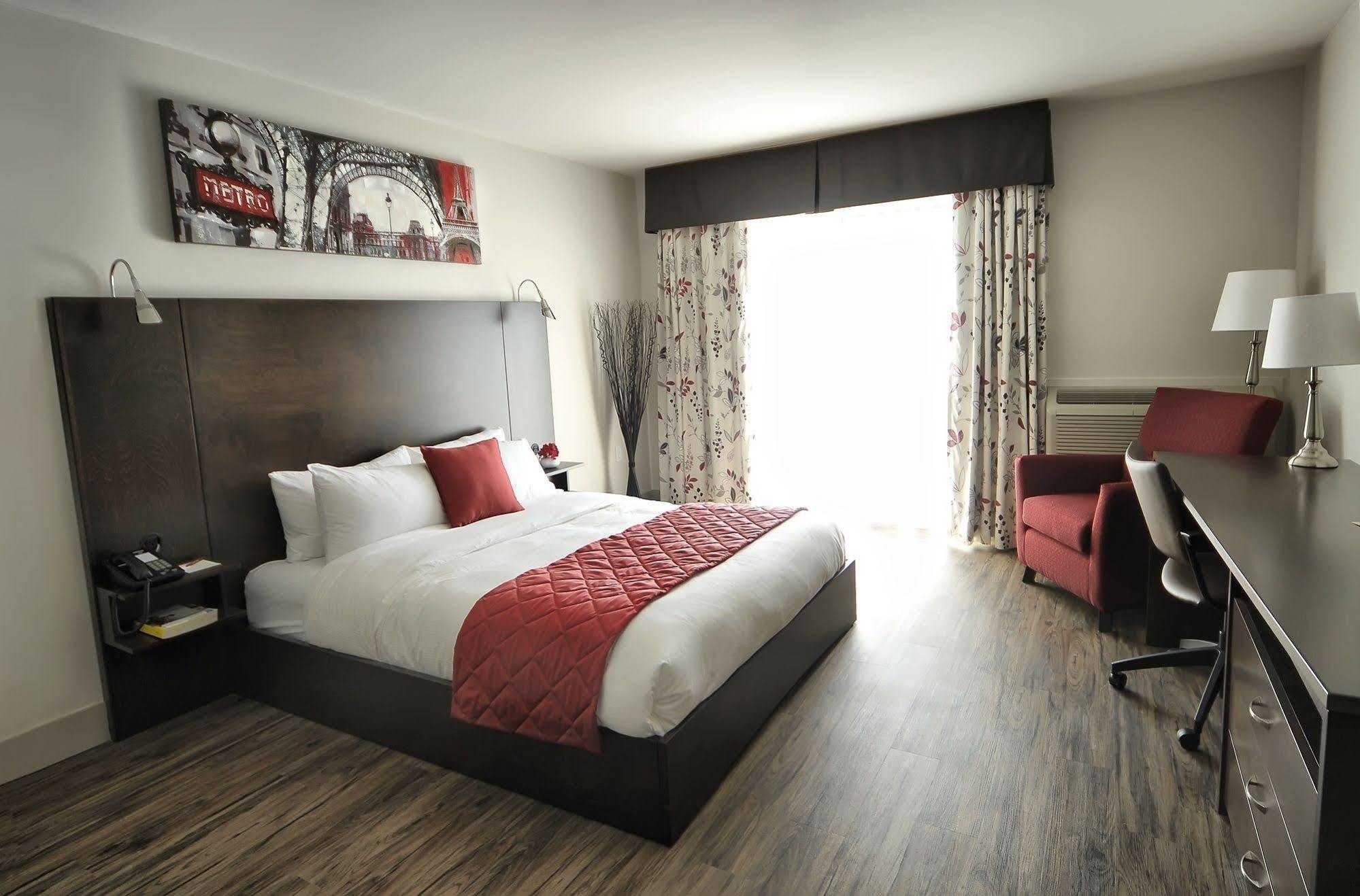 Hotel Le Floral Шербрук Экстерьер фото